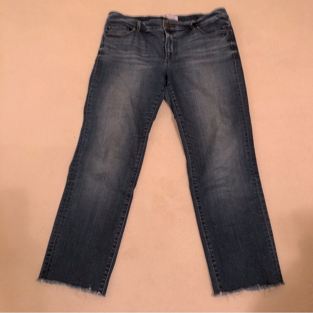 LOFT Modern Straight crop jeans. Size 30
